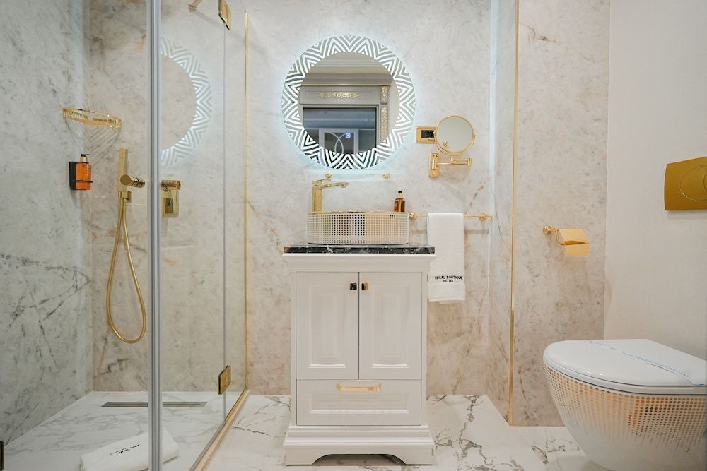 W Regal Boutique&Spa Double Room 7