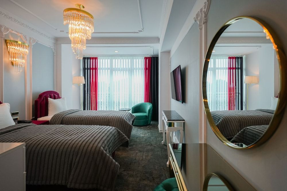 W Regal Boutique&Spa Twin Room 4