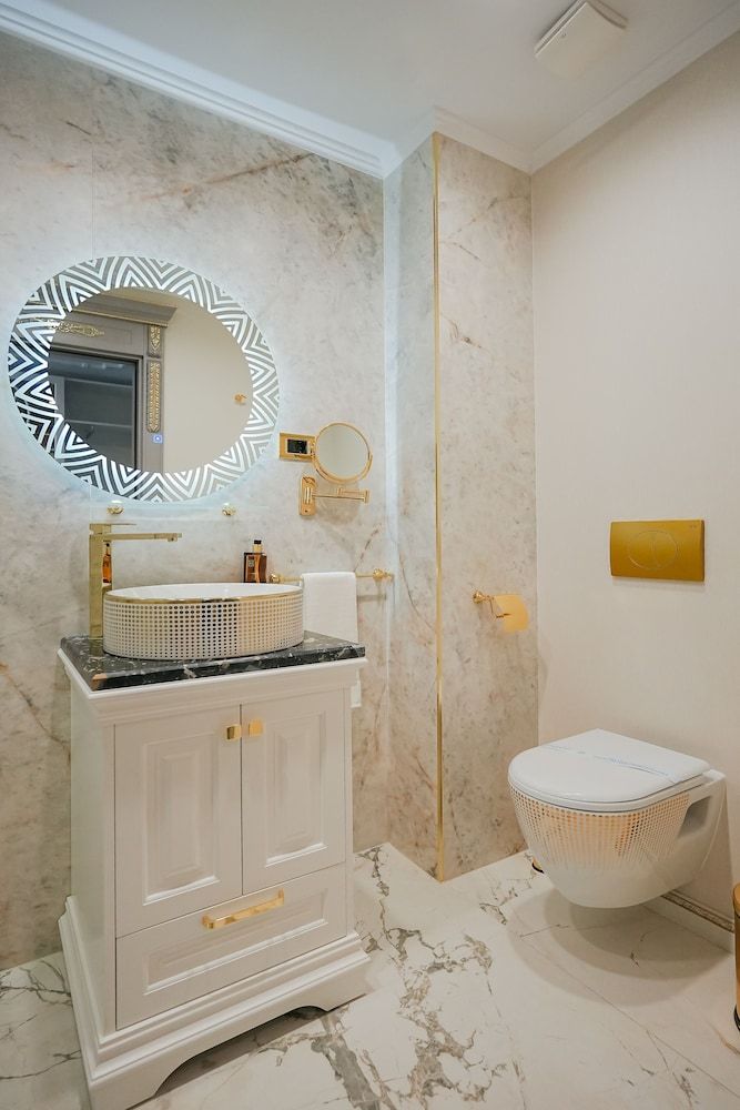 W Regal Boutique&Spa Double Room 6