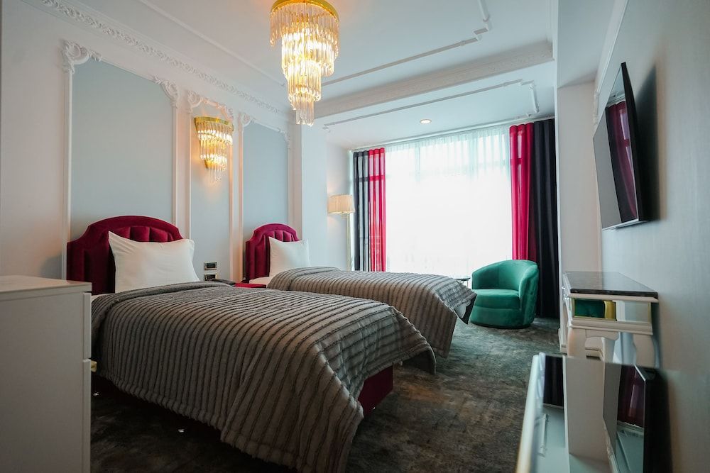 W Regal Boutique&Spa Twin Room 5