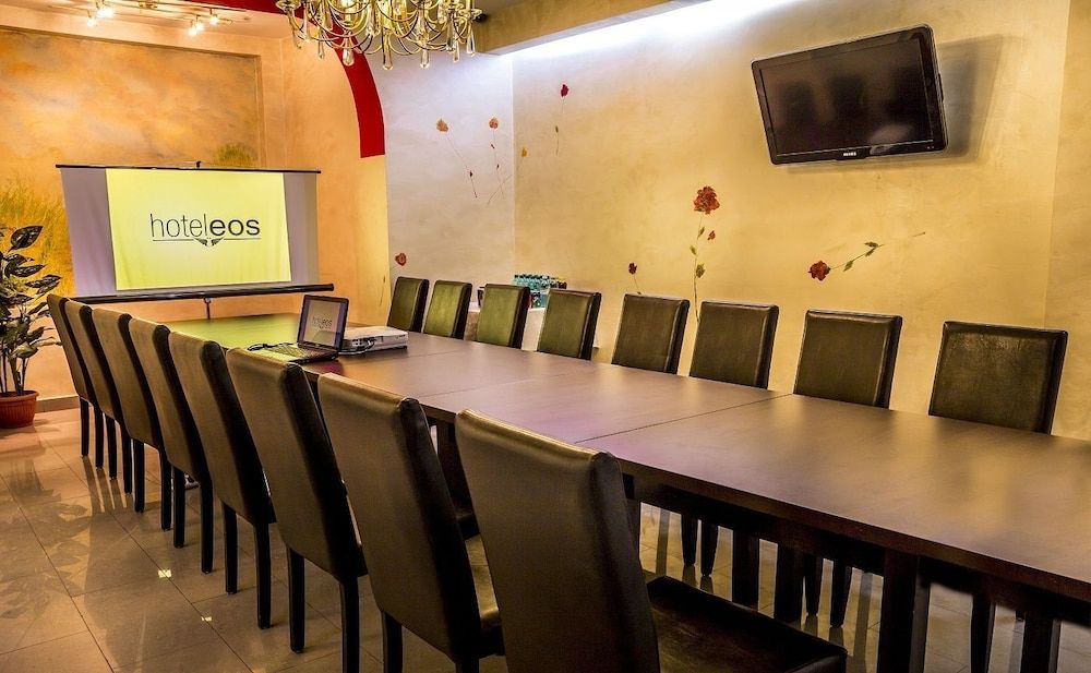 undefined Hotel Eos 8