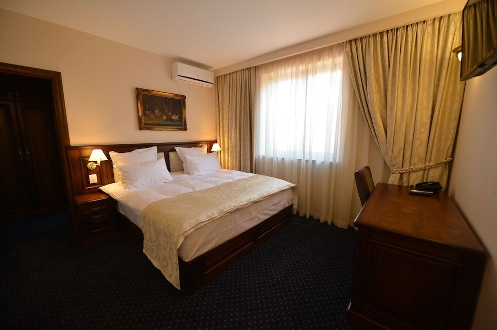Noblesse Boutique Hotel Deluxe Double Room 3