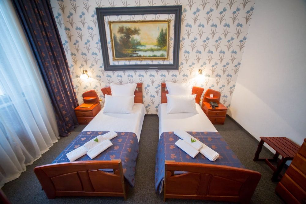 Bucharest Comfort Suites Suite (Twin) 4