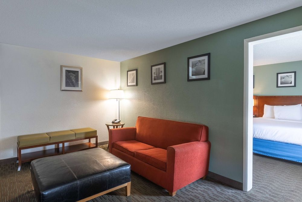Studio Suite, 1 Queen Bed, Non Smoking