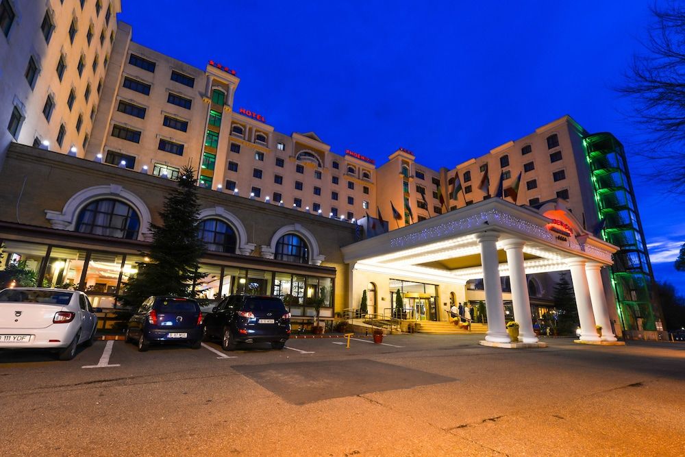 undefined Phoenicia Grand Hotel 6