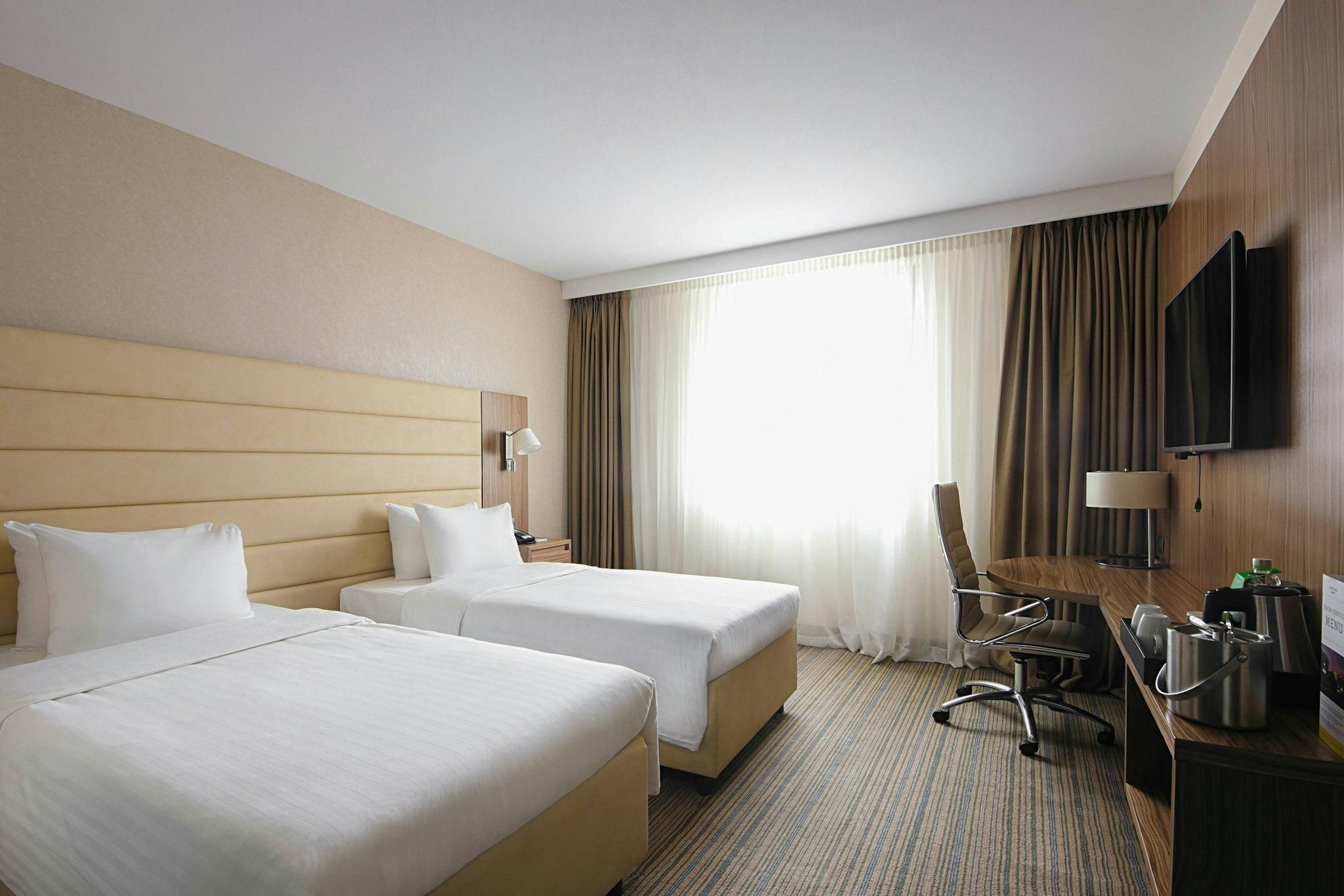 Courtyard Marriott Belgrade City Center Deluxe Grand Room, Larger Guest room, 2 Twin 2