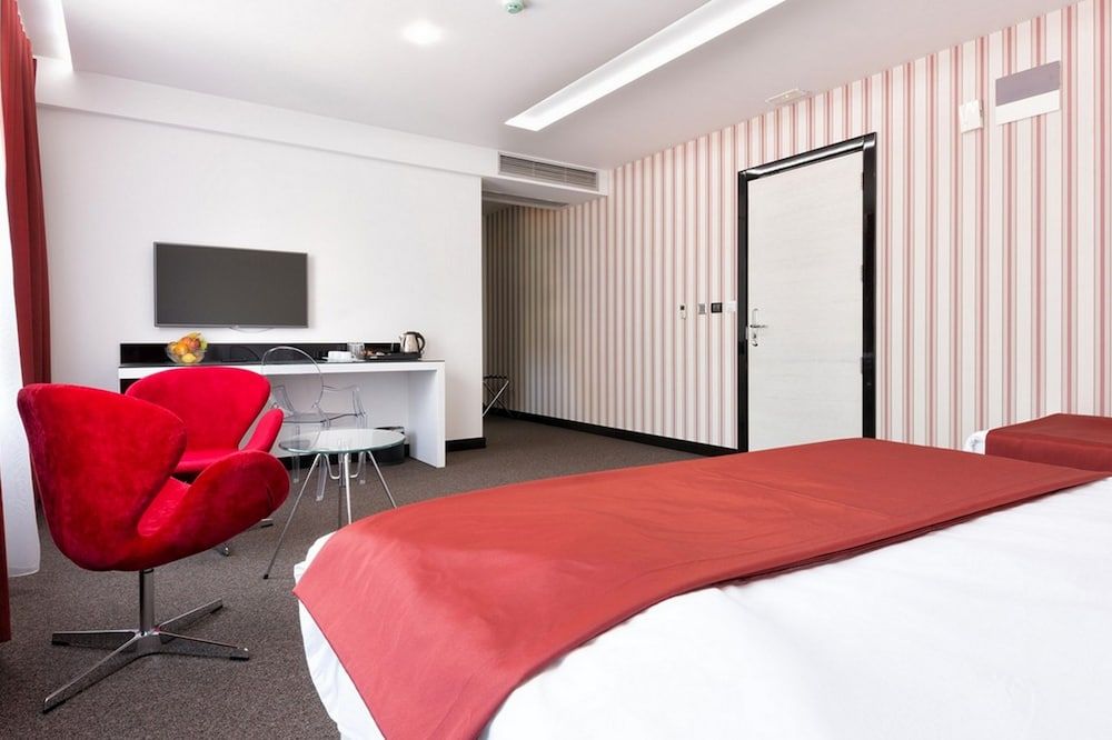 Family Room, 1 Bedroom
