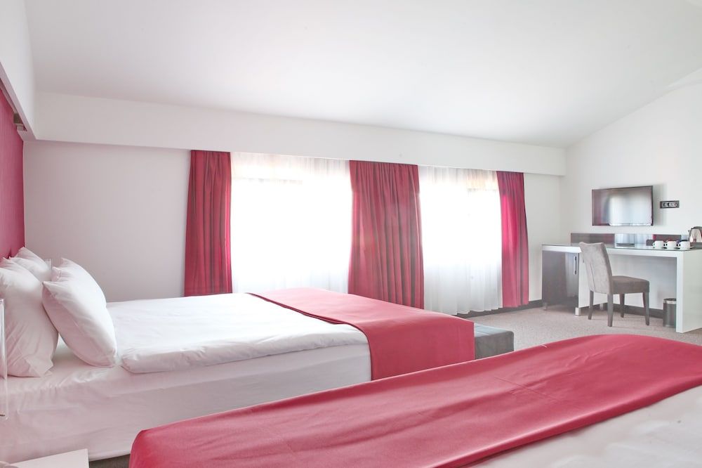 Nova City Hotel Signature Collection Family Room, 1 Bedroom 9