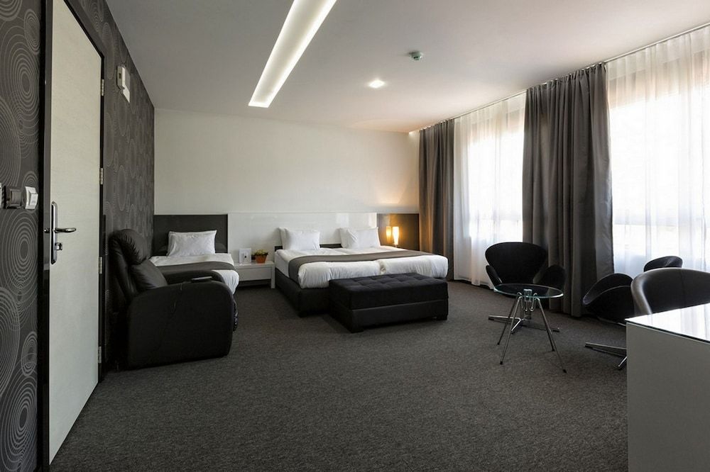 Nova City Hotel Signature Collection Family Room, 1 Bedroom 16