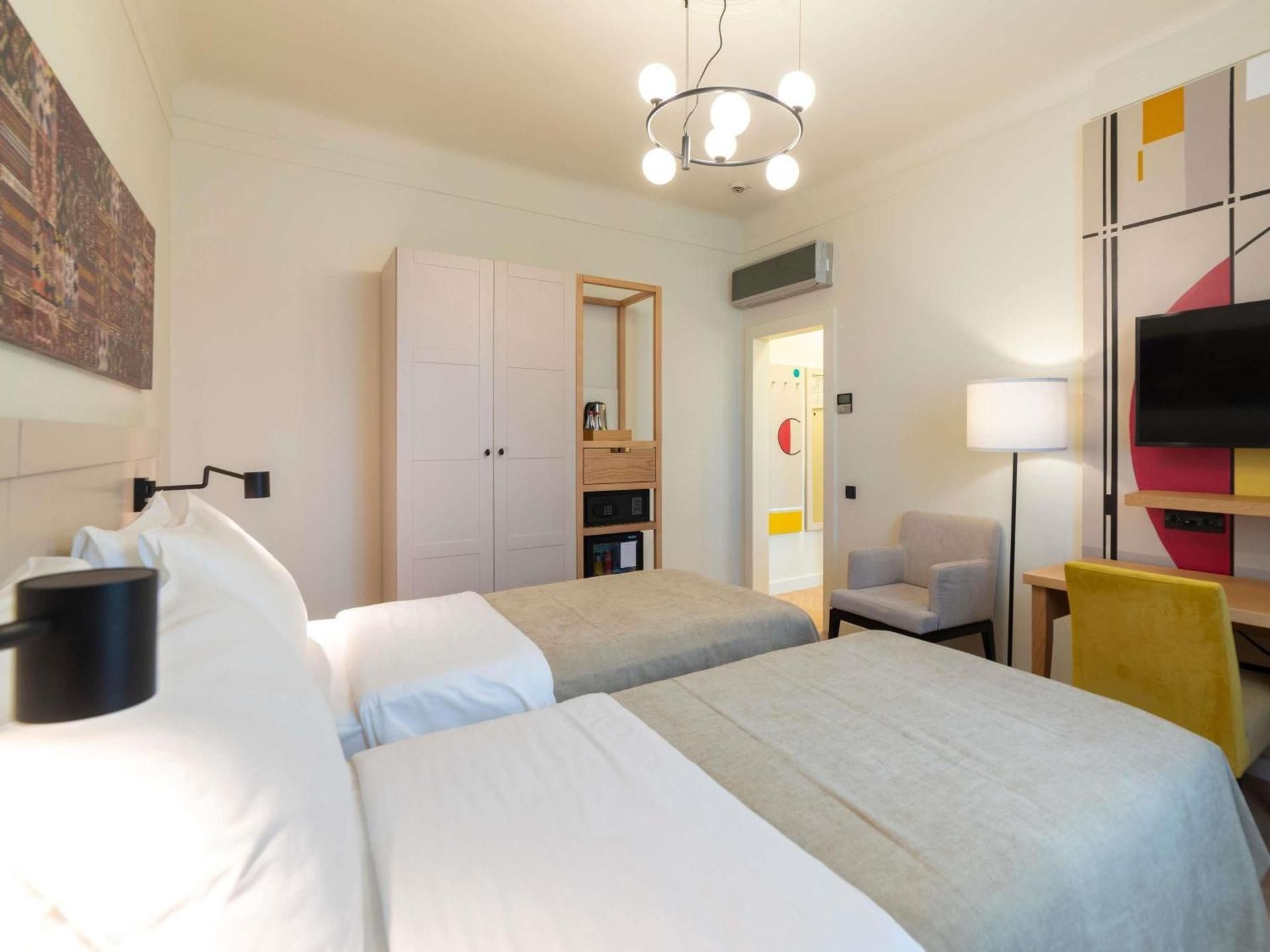 Superior Twin Room With 2 Single Beds