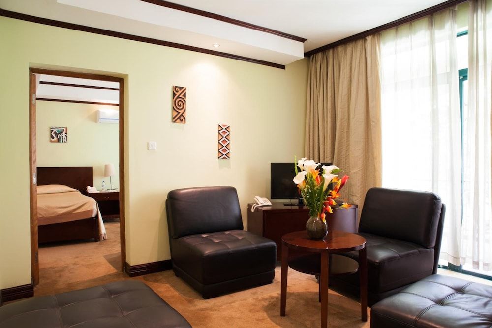 Gorillas Volcanoes Hotel Deluxe Double Room, Hill View, Garden Area 10