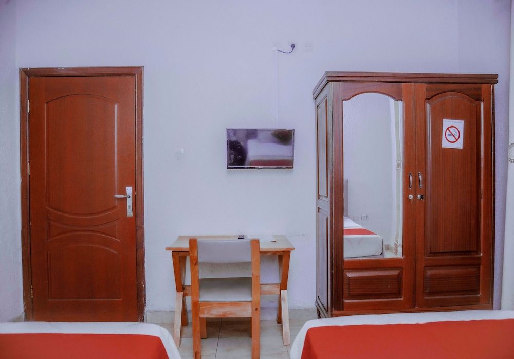 Martin Aviator Hotel Standard Twin Room, 1 Bedroom 6