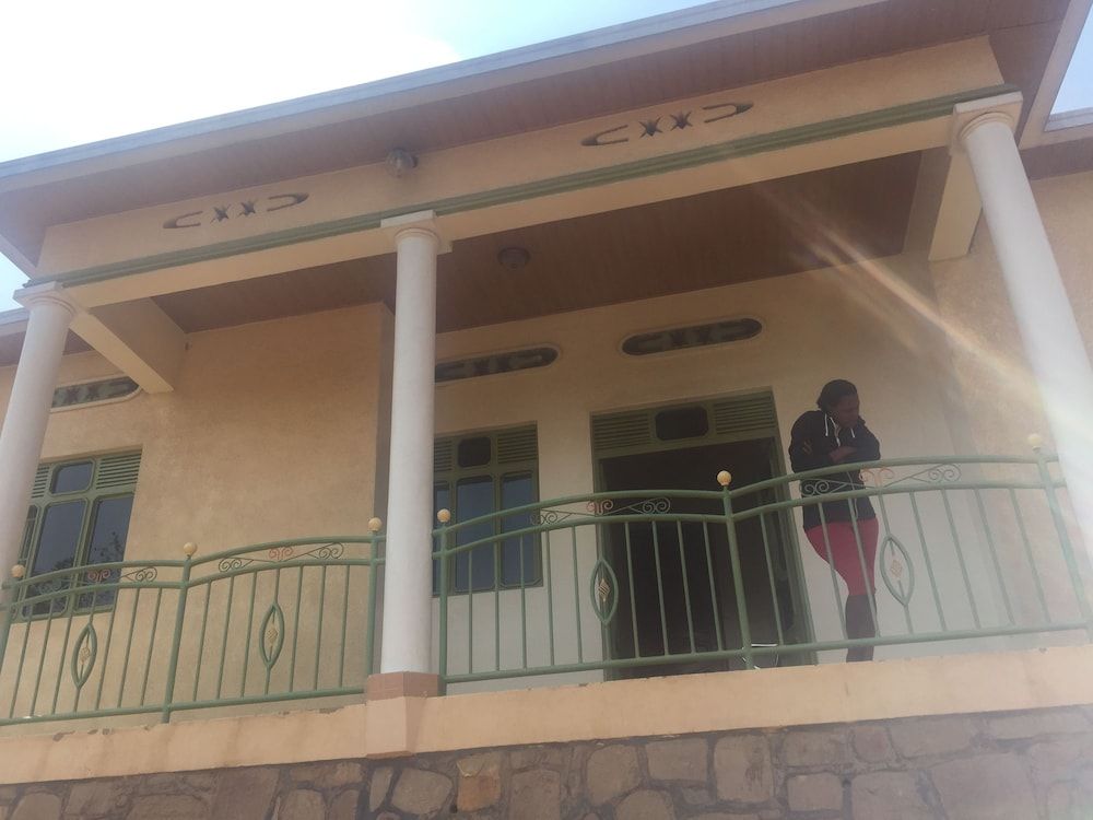 undefined La Difference Guest House 4