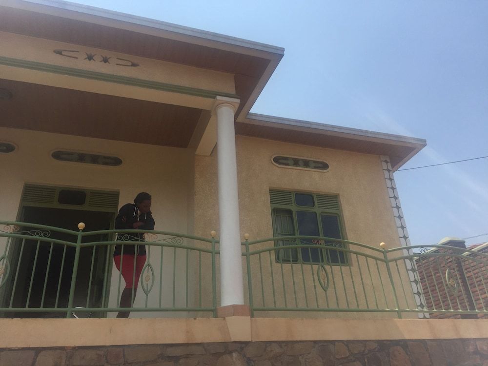 undefined La Difference Guest House 3