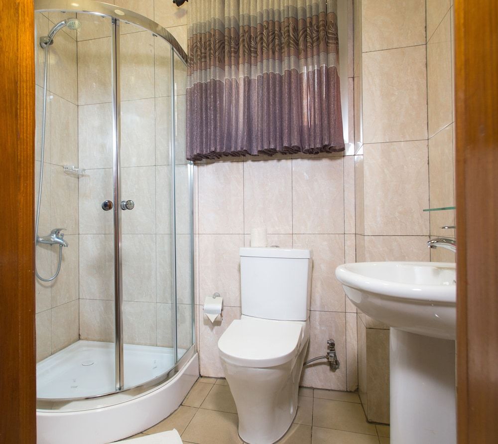 Heaven Restaurant & Boutique Hotel Villa Budget Queen Room 7