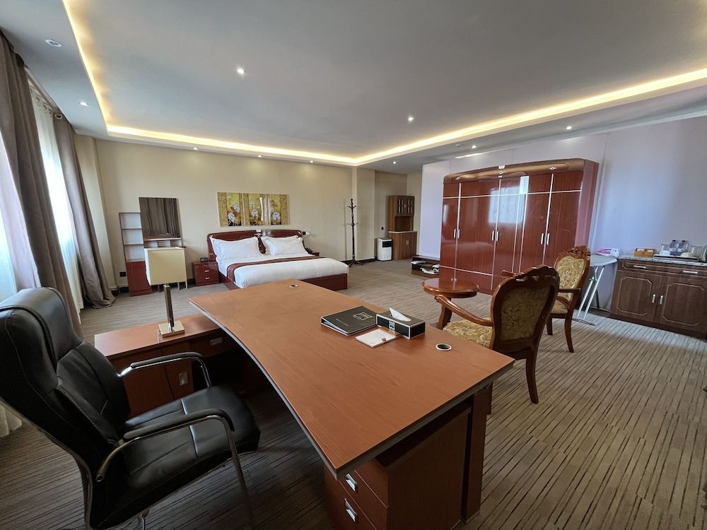 undefined 2000 HOTEL Downtown Kigali