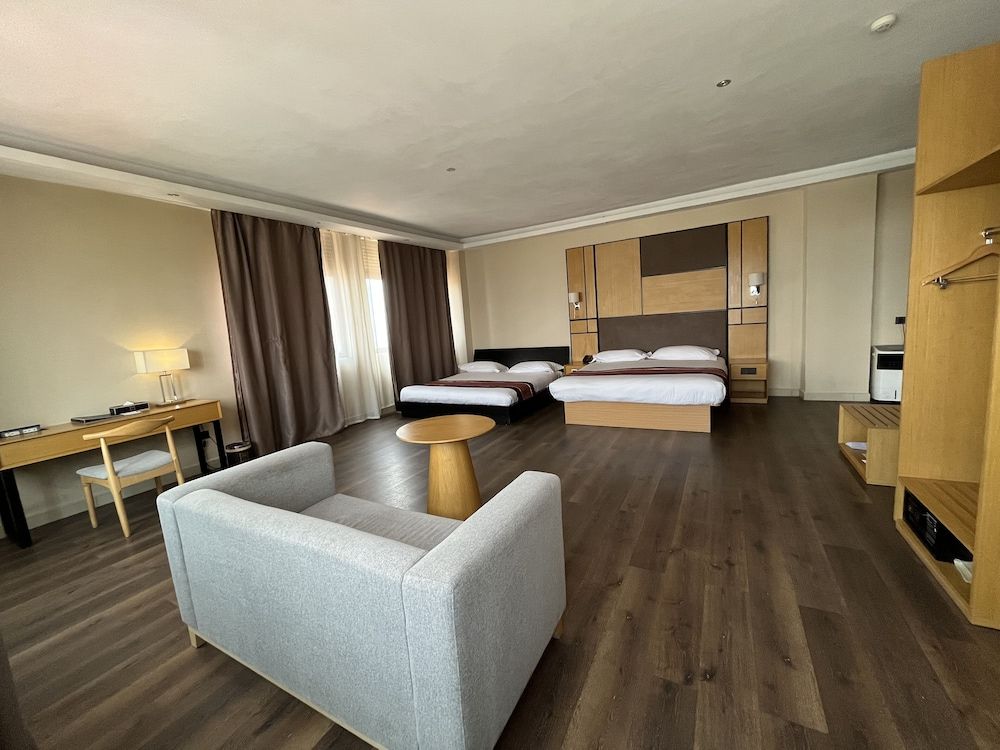 undefined 2000 HOTEL Downtown Kigali 7