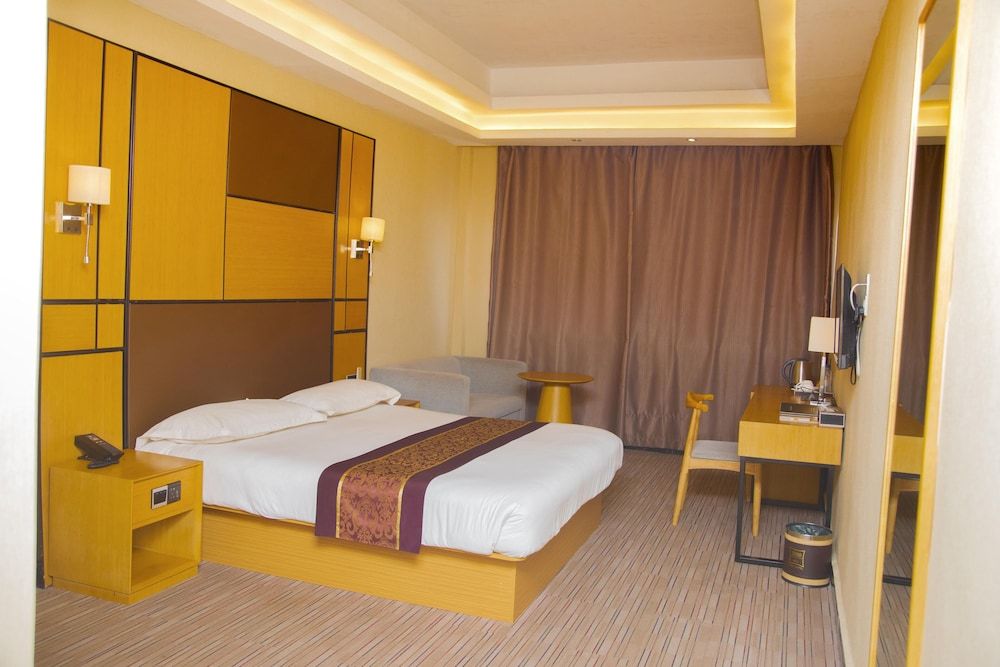 2000 HOTEL Downtown Kigali Business Double Room, City View