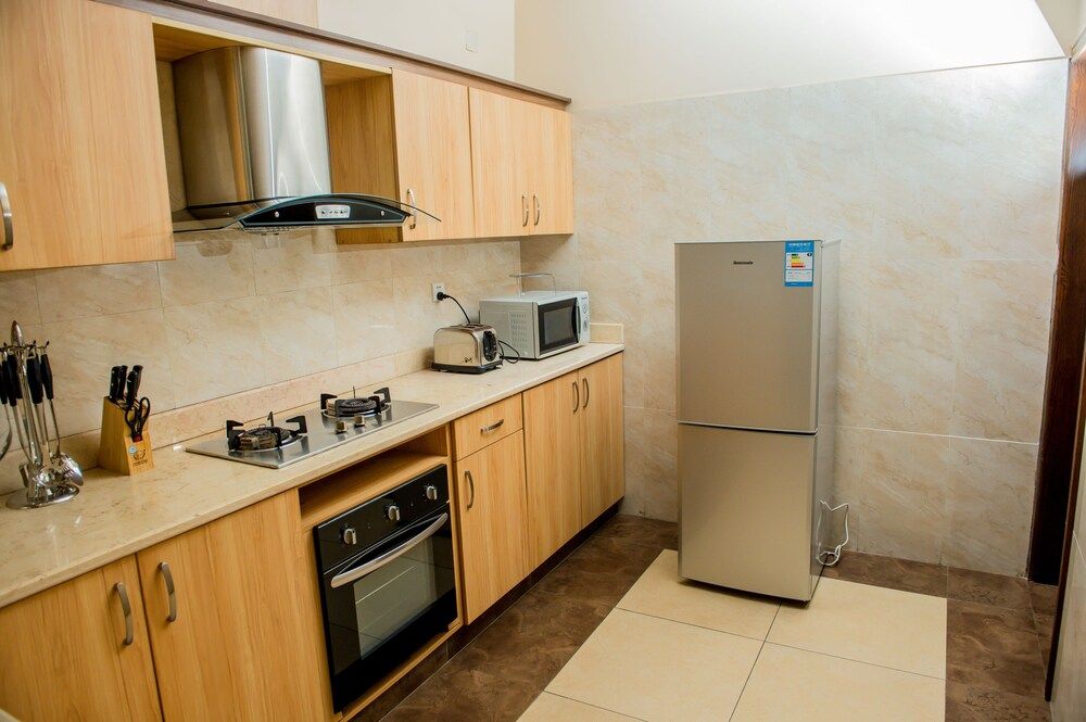 Rohi Apartments Luxury Apartment, 2 Bedrooms, City View 8