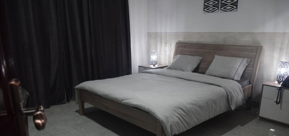 5 Swiss Hotel Standard Double Room 2