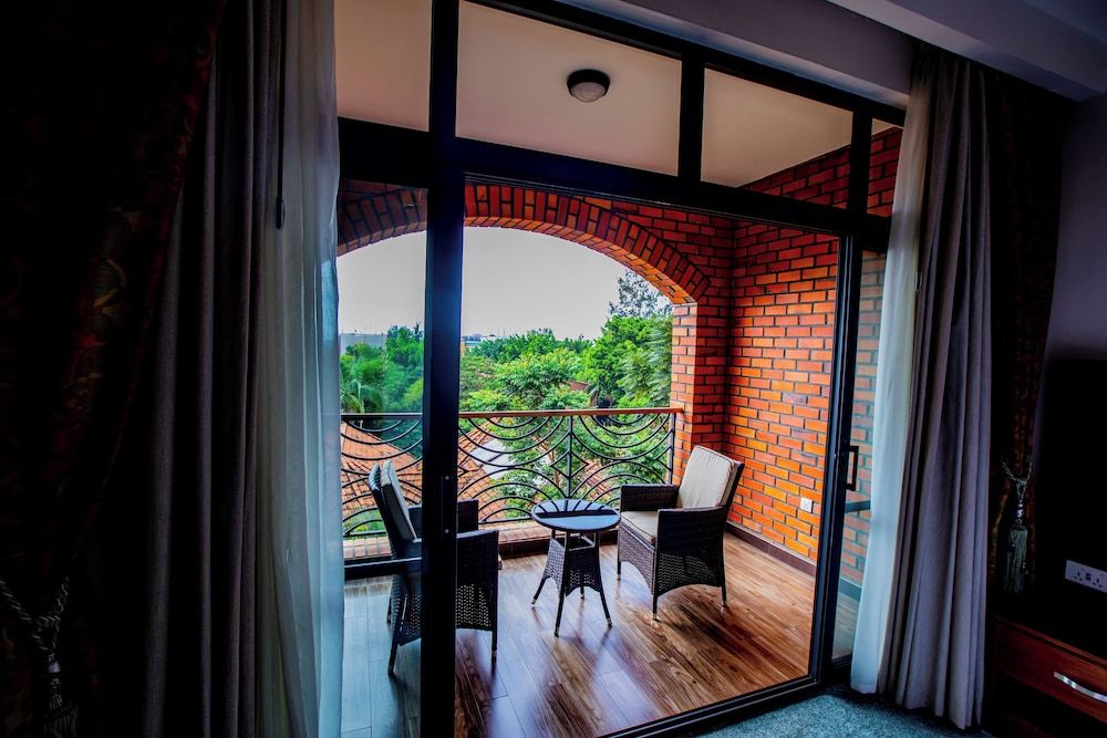 Hotel Chez Lando Luxury Room 10