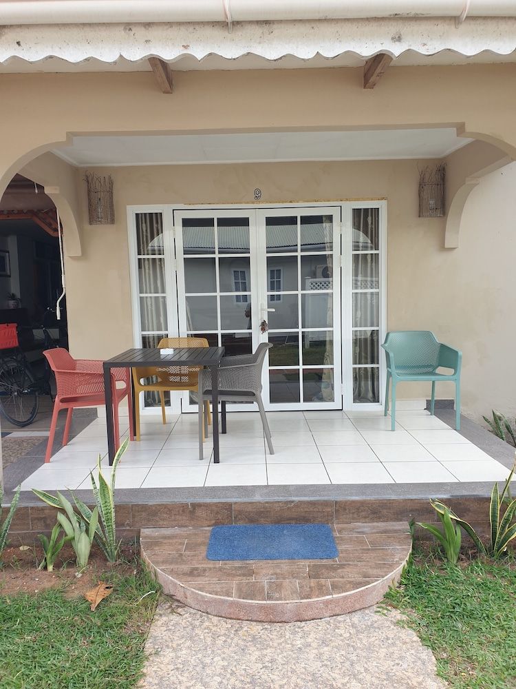 Villa Authentique Standard Quadruple Room, 2 Queen Beds 10