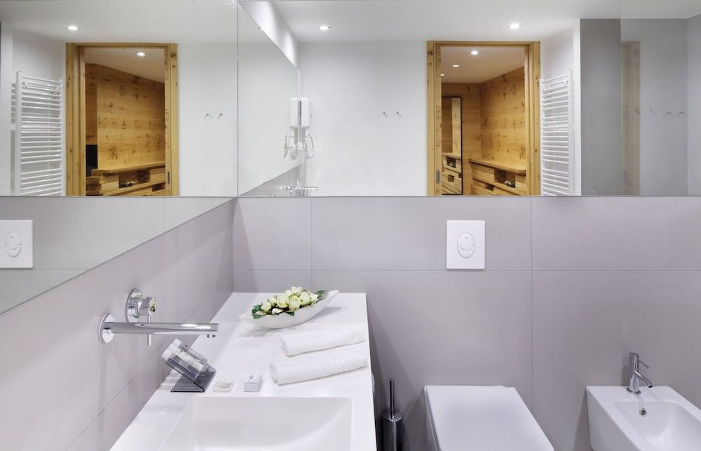 Hotel Nox Comfort Double or Twin Room 17