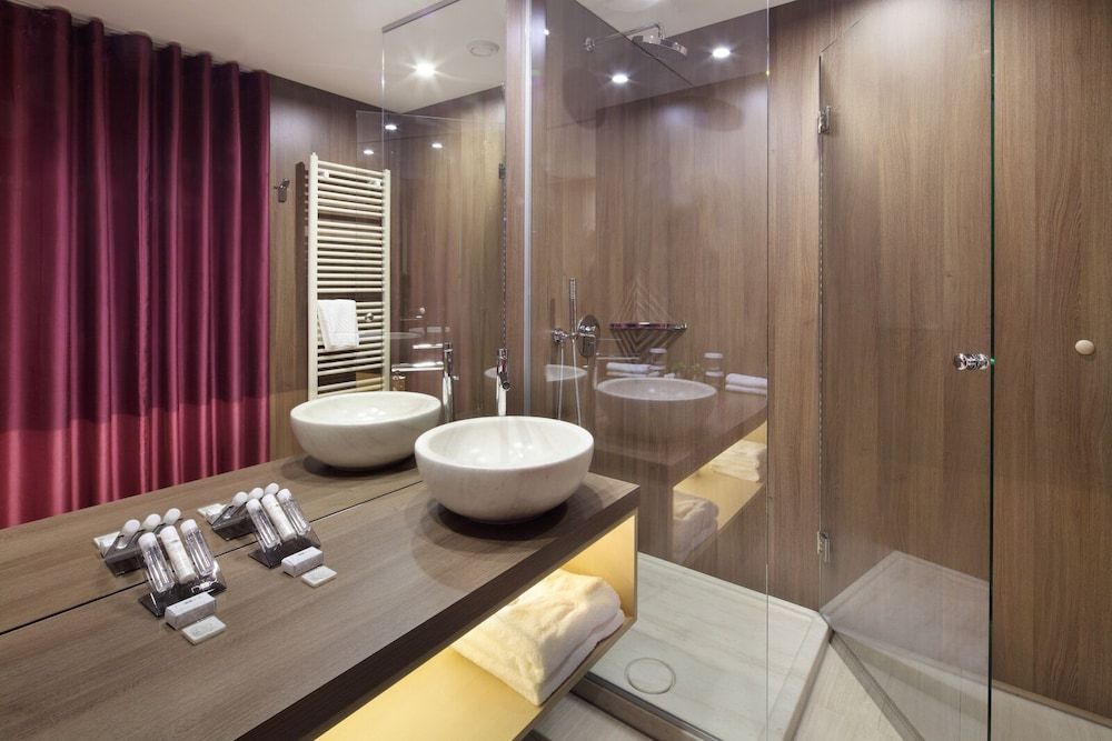 Hotel Nox Comfort Double or Twin Room 22