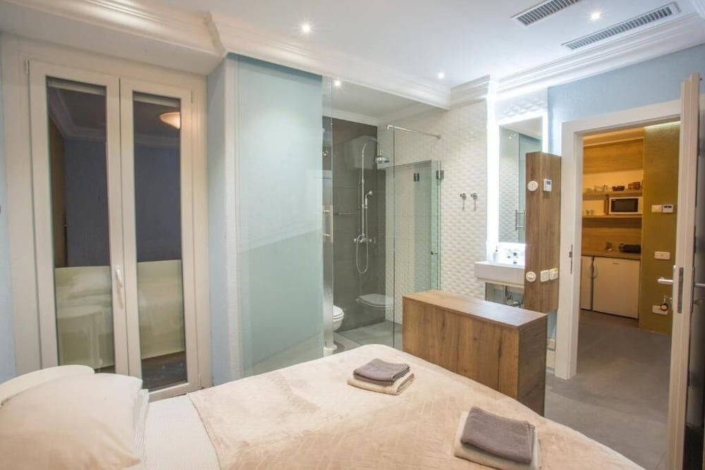 undefined MartaStudio 6