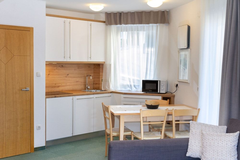 Garni Hotel Miklic Apartment, 2 Bedrooms 10