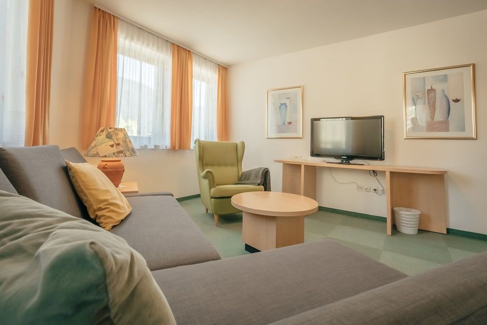 Garni Hotel Miklic Apartment, 2 Bedrooms 13