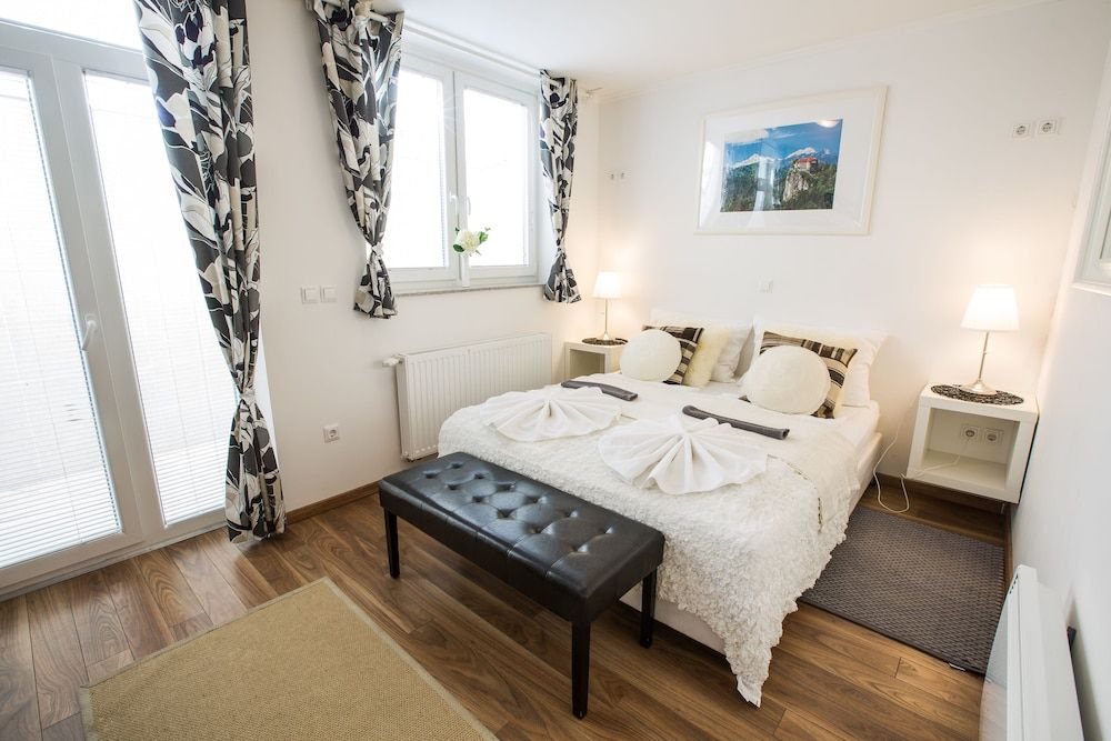 Bled Apartments Comfort Studio, 1 Double Bed, Kitchenette 4