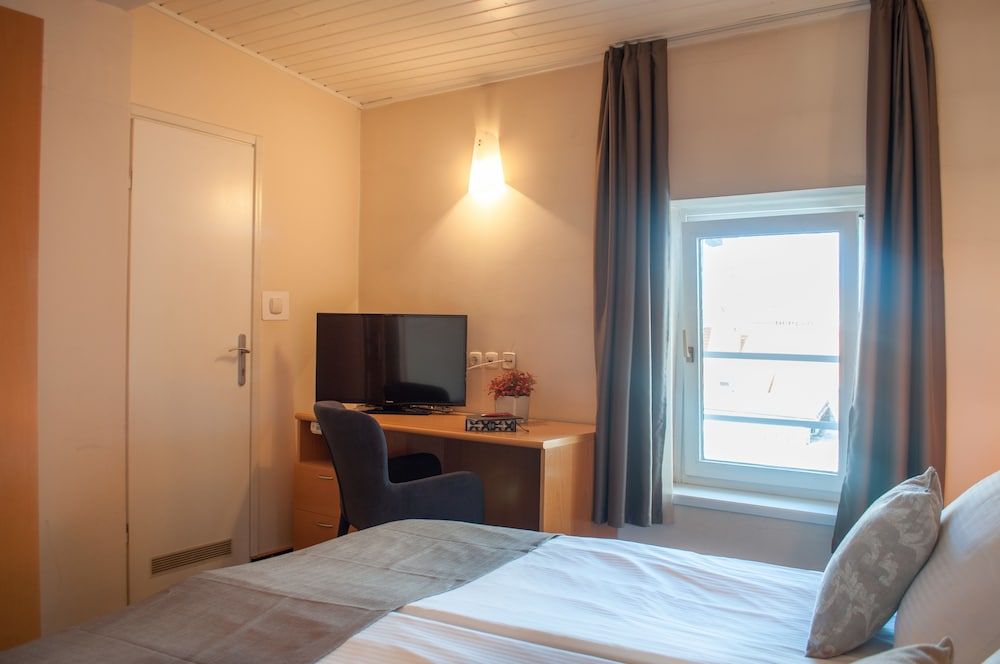 Hotel Mrak 4* Standard Double Room (Loft) 5