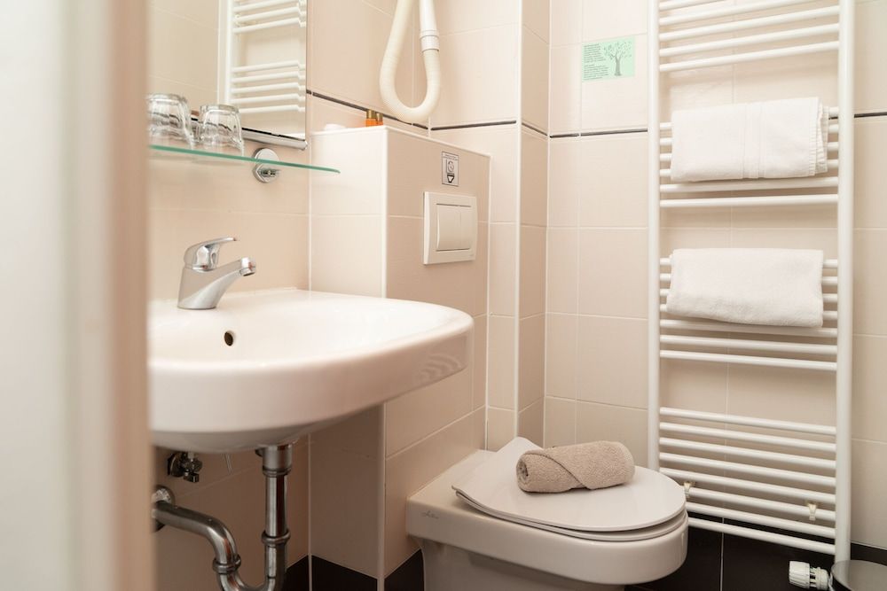 Hotel Medno Double Room 7