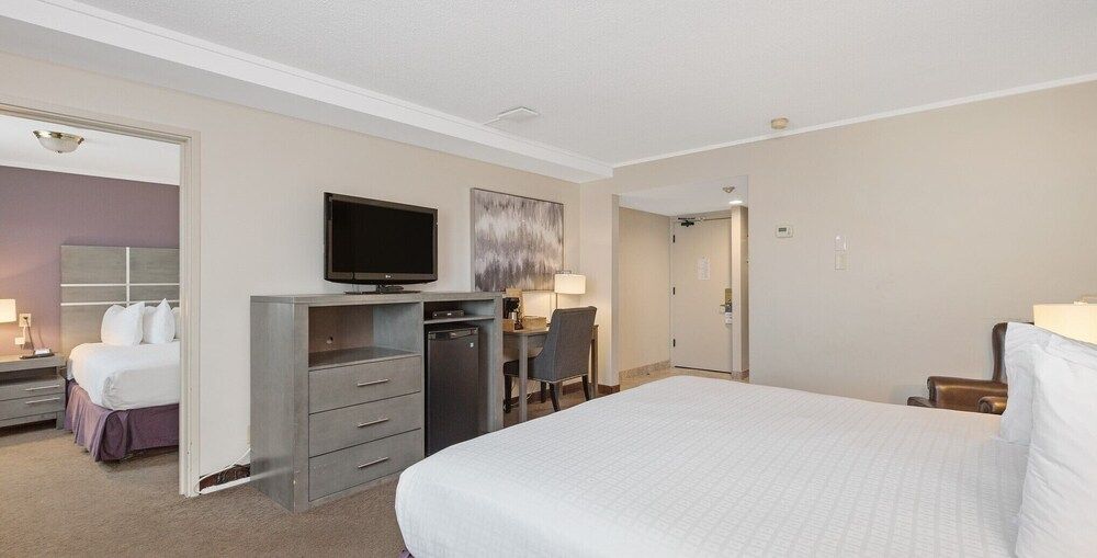 The Thompson Hotel 