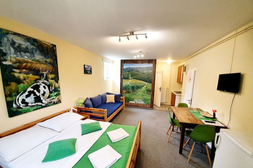 undefined Vila Teslova 8