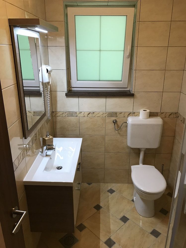 Guest house Hober Basic Apartment, 1 Bedroom 3