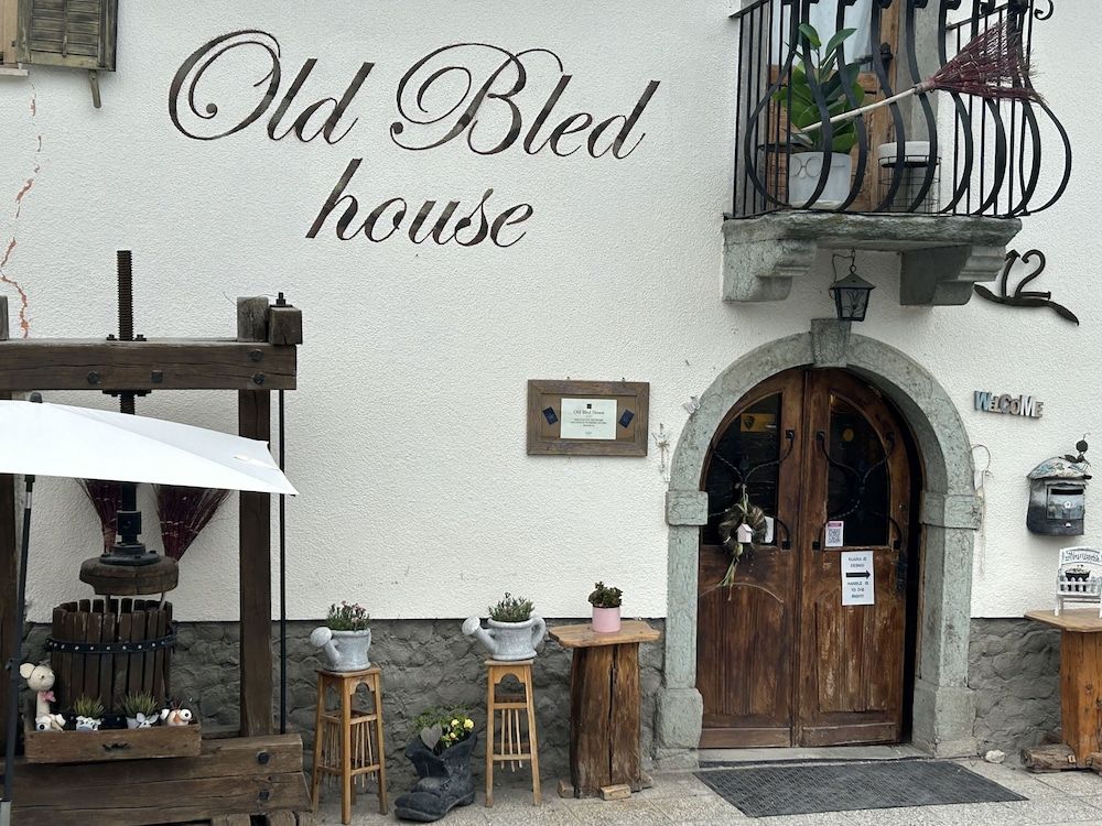 undefined Old Bled House 3