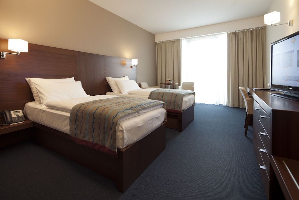 Bohinj Eco Hotel Standard Double or Twin Room, Mountainside 4