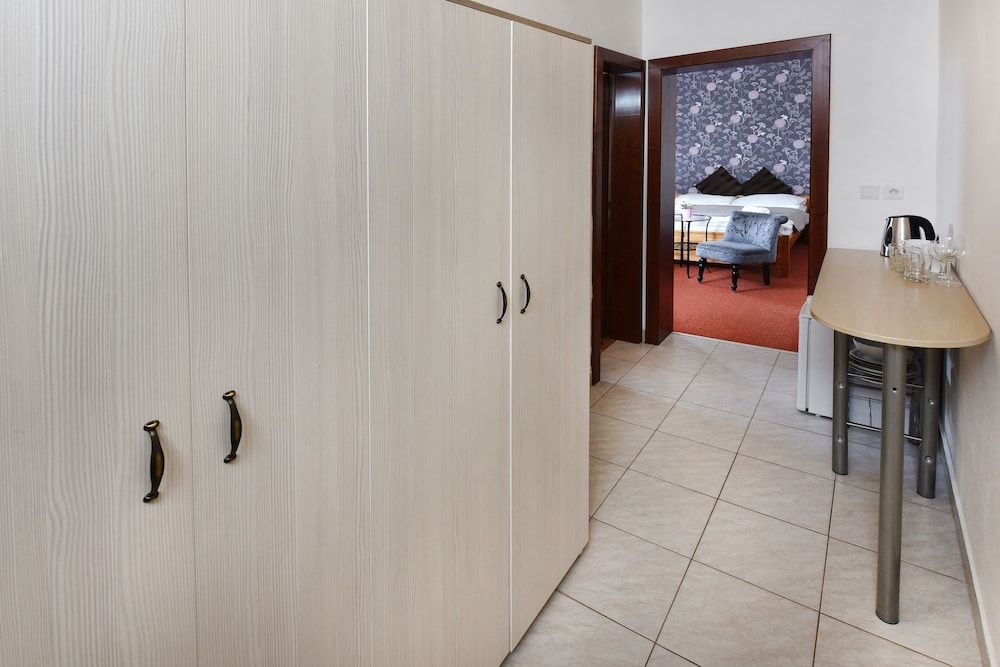 Villa Kunerad Triple Room 6