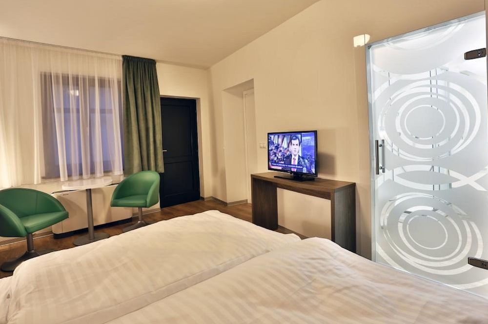 VIP Apartments Deluxe Studio (25) 5