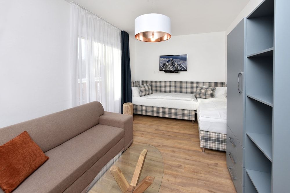 Aplend Vila Magnolia Grand Apartment, Kitchenette 3