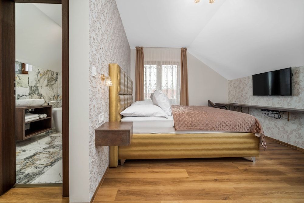 Hotel MAXPLAZA Deluxe Suite 6