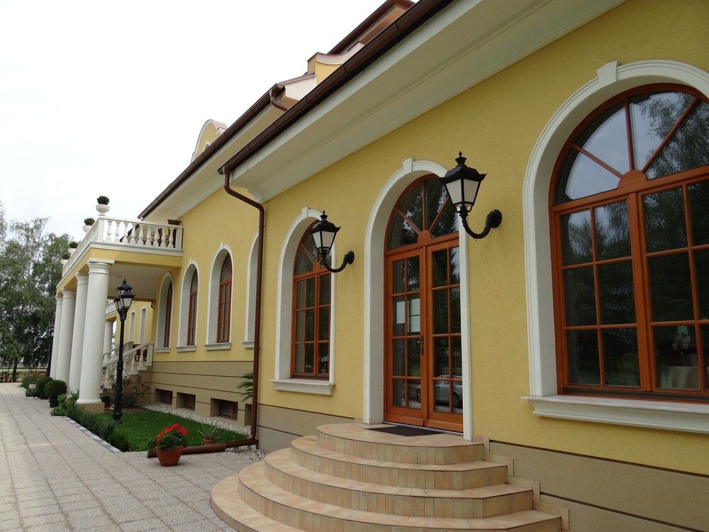 Hotel Plauter Kúria