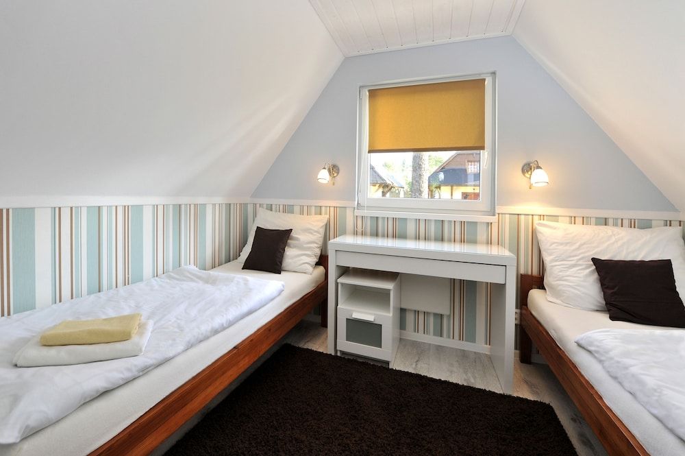 Luxury Cottage, 2 Bedrooms, Kitchenette, Courtyard Area