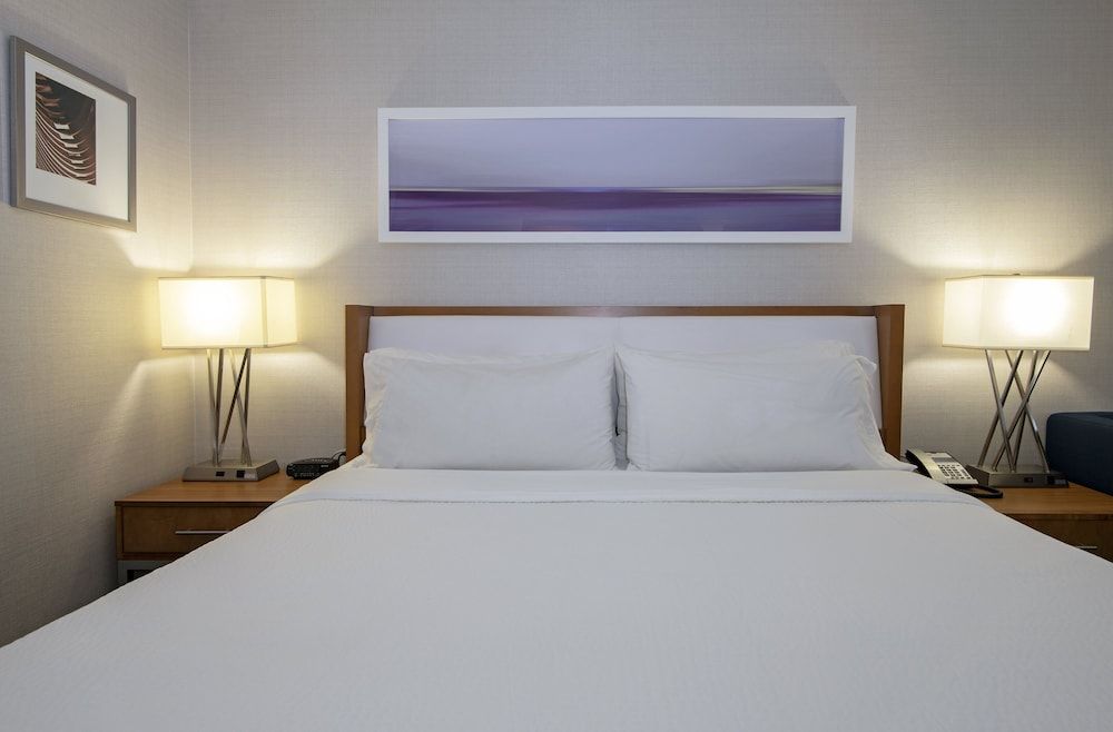 undefined Holiday Inn Express Kamloops by IHG 4
