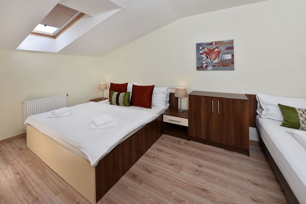 APLEND Bed & Breakfast Júlia Family Apartment, 1 Bedroom, Kitchenette 4