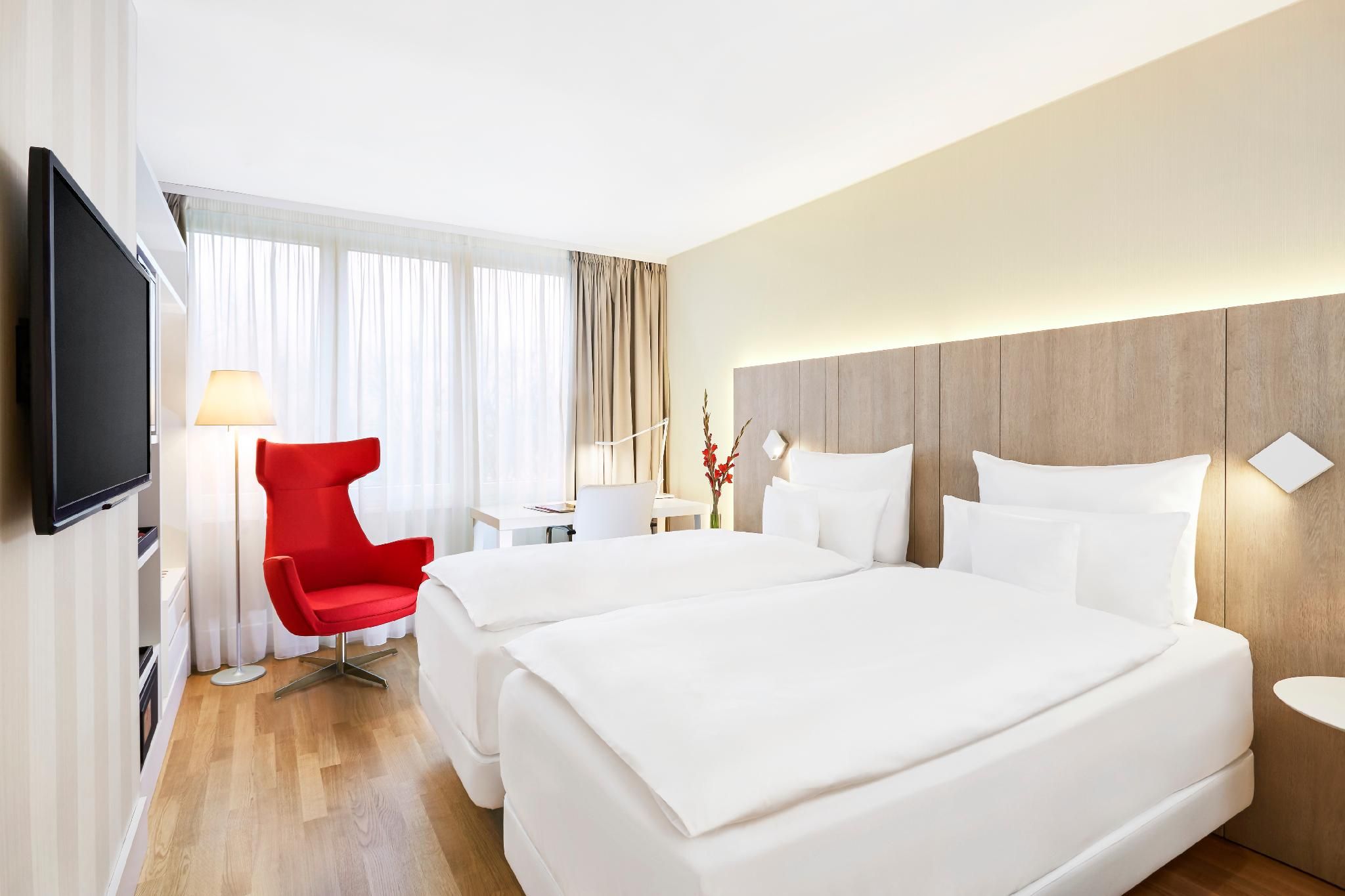 Suite (2 adults + 1 child)