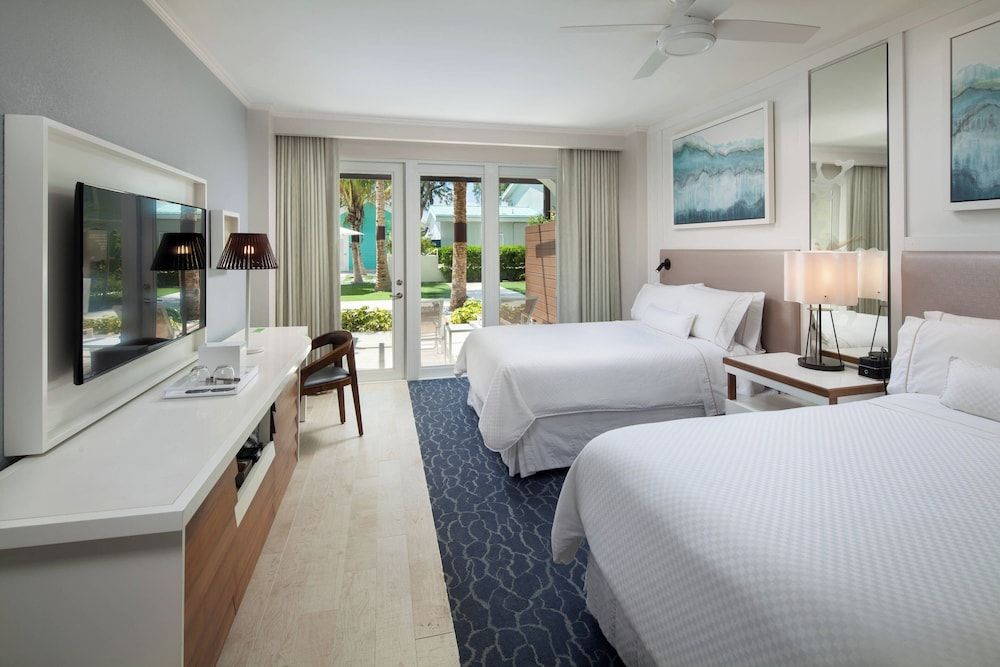 Room, 2 Double Beds, Partial Ocean View