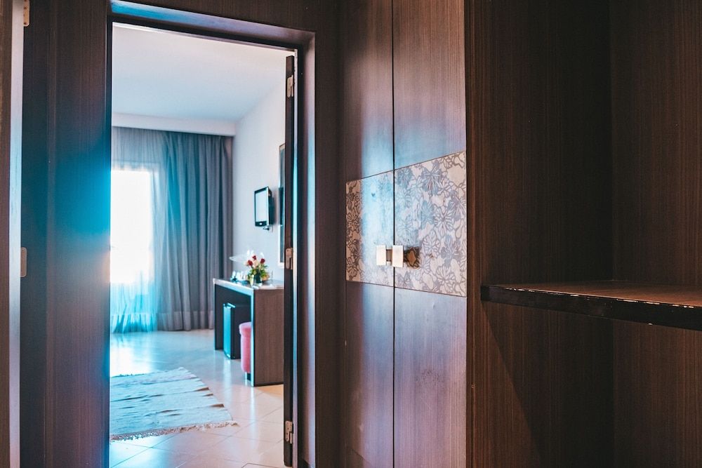 Hotel Rosa Beach Monastir Standard Quadruple Room, Sea View 11